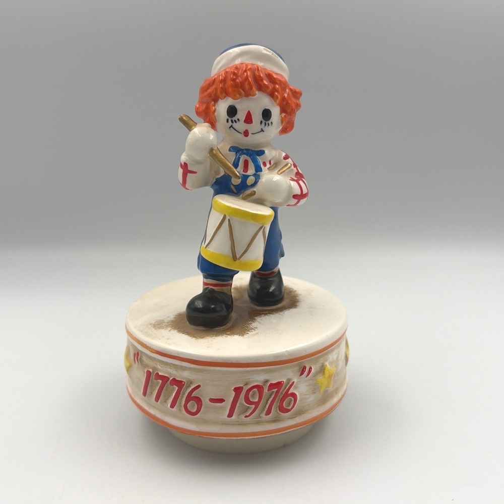 VTG Raggedy Andy Bicentennial Music Box 1776-1976 Schmid Youre A Grand Old Flag